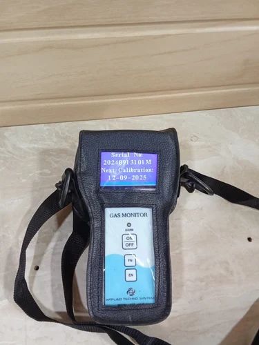 Gas Leak Detector & Analyser